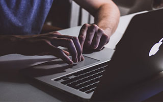 开云APP-MAD完胜JDG，Oner绝境逆转：春季赛的巅峰对决