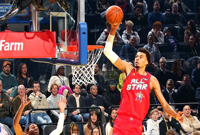 山东队碾压新疆队，塔图姆关键制胜