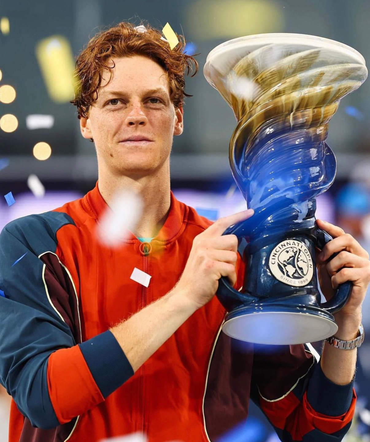 关于澳网完胜戴维斯杯，辛纳惊艳四座的信息