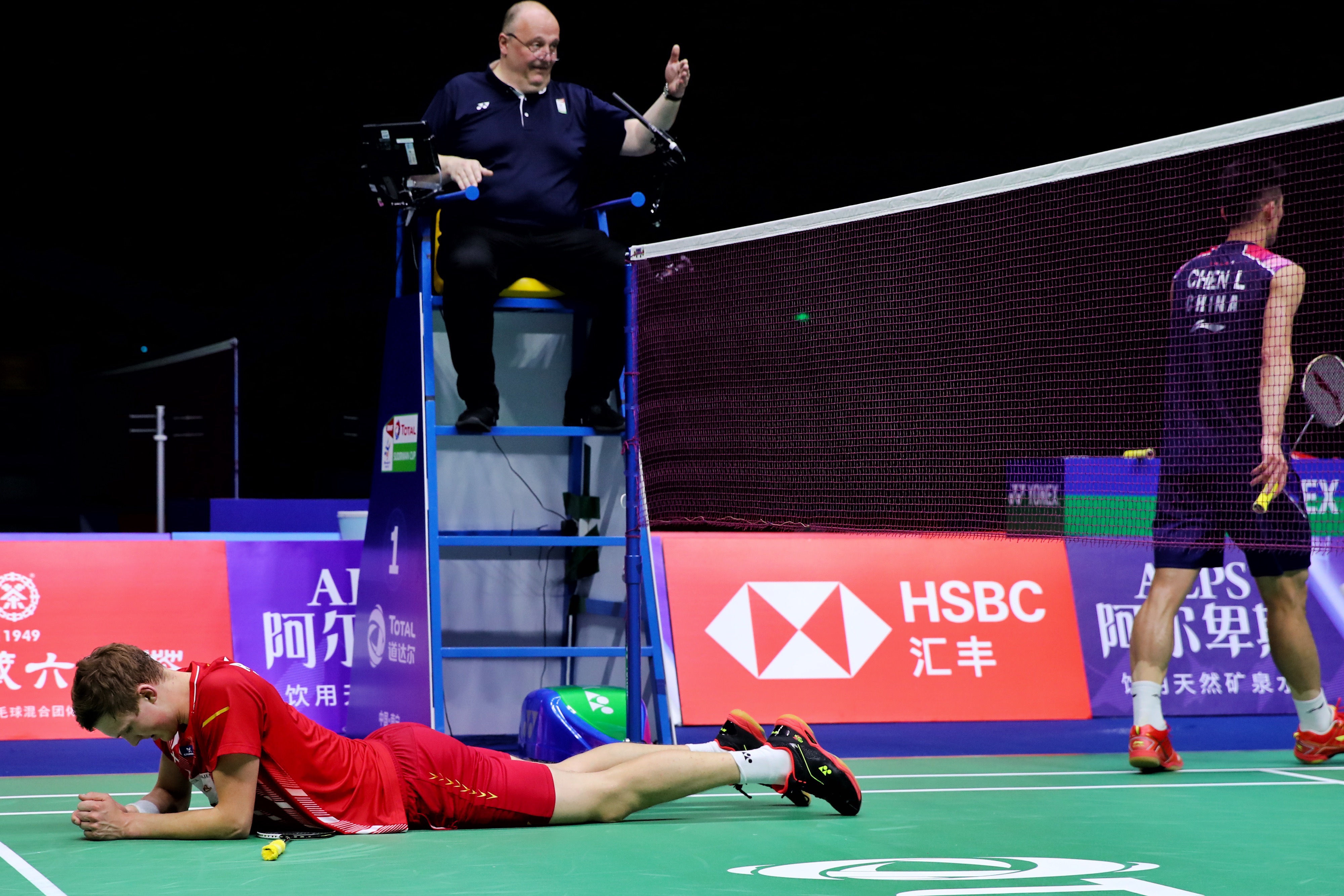 开云体育官网-德国队逆转中国队，安赛龙惊艳四座