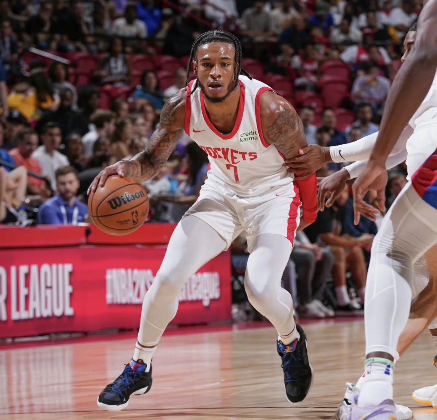 开云体育下载-76人完胜爵士，保罗高光表现