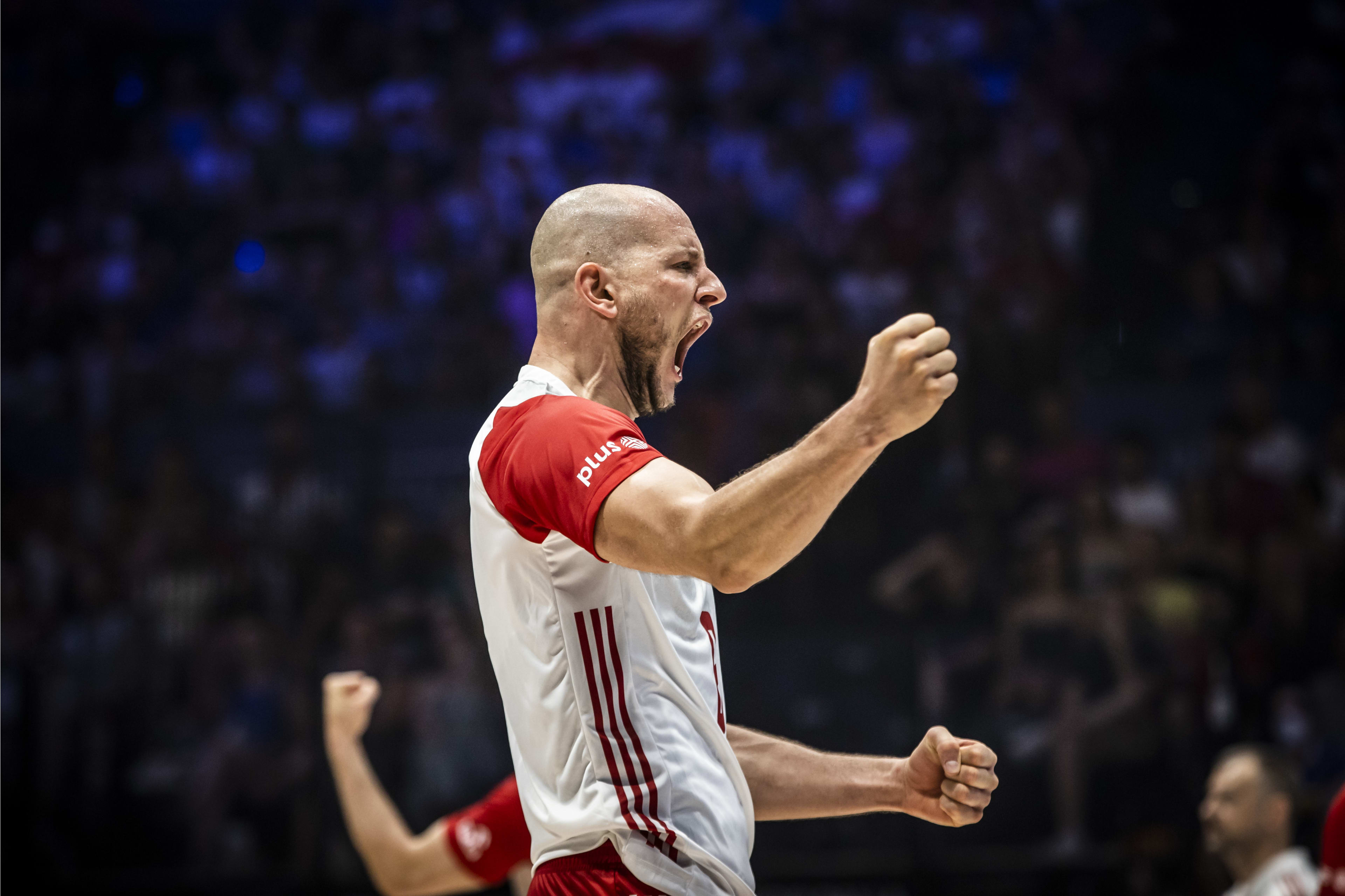 开云体育平台APP-英格兰队横扫波兰队，马龙惊艳四座